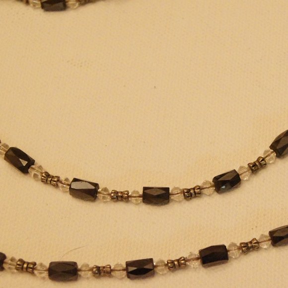 Magnetic Wrap Bracelet Black and silver beads 36" - Picture 7 of 12